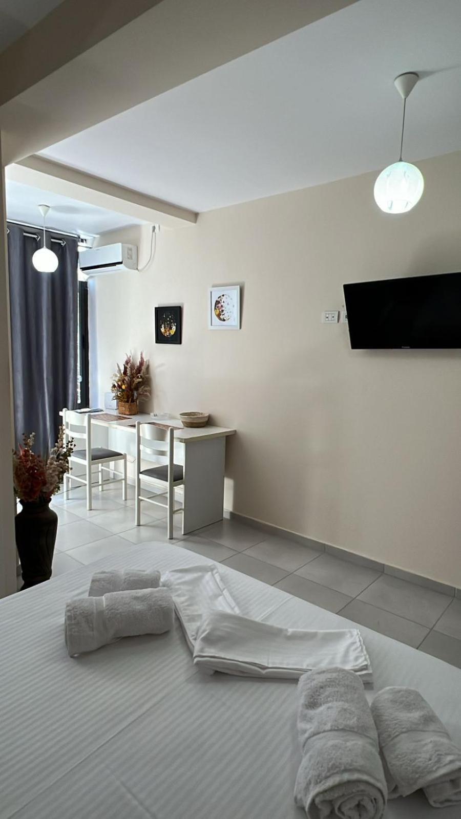 Urban Retreat Apartments Тирана Екстериор снимка