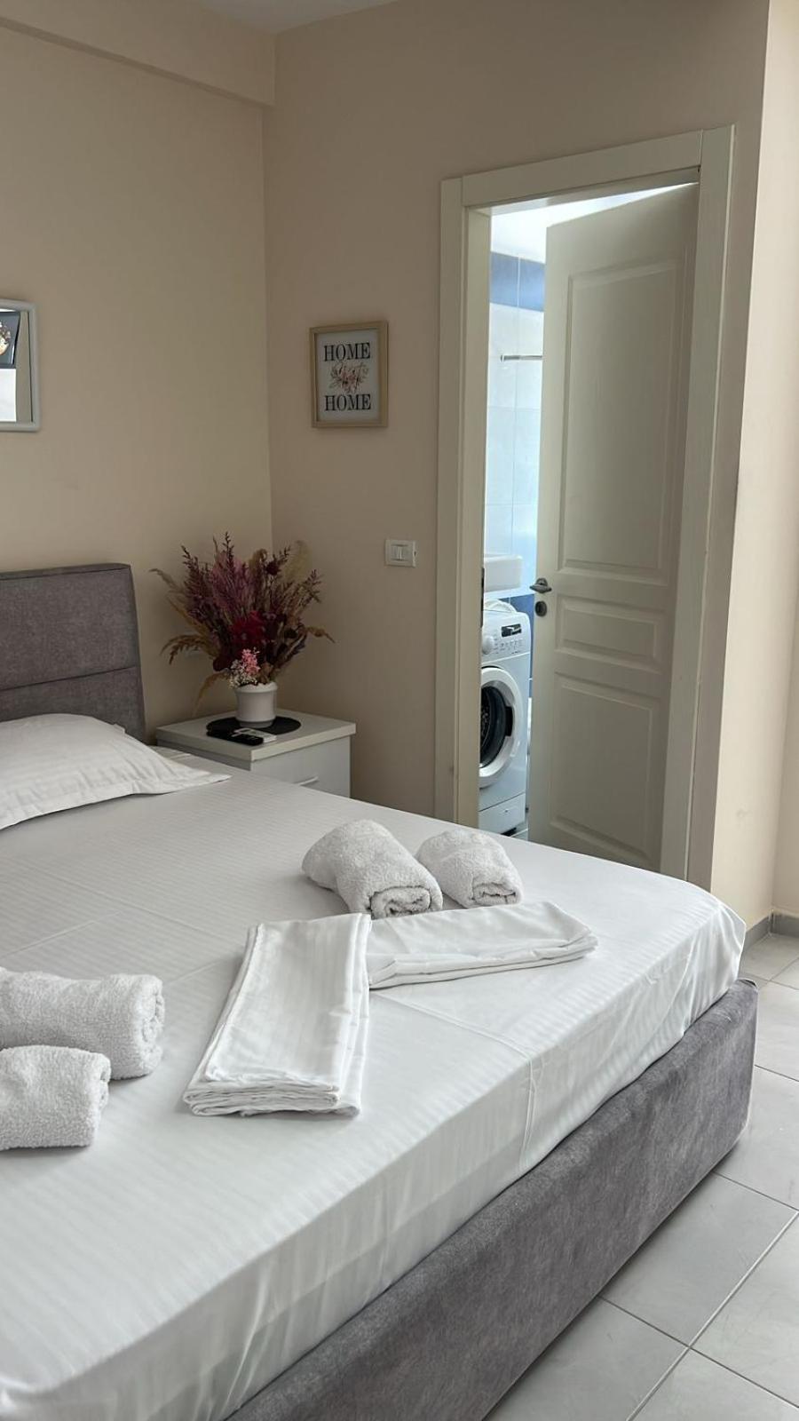 Urban Retreat Apartments Тирана Екстериор снимка