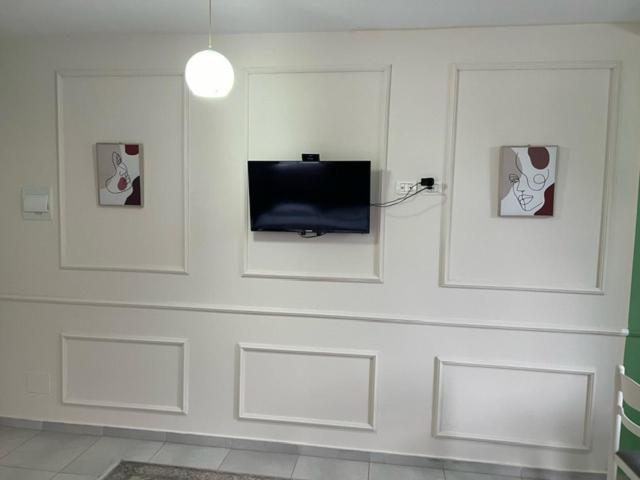 Urban Retreat Apartments Тирана Екстериор снимка